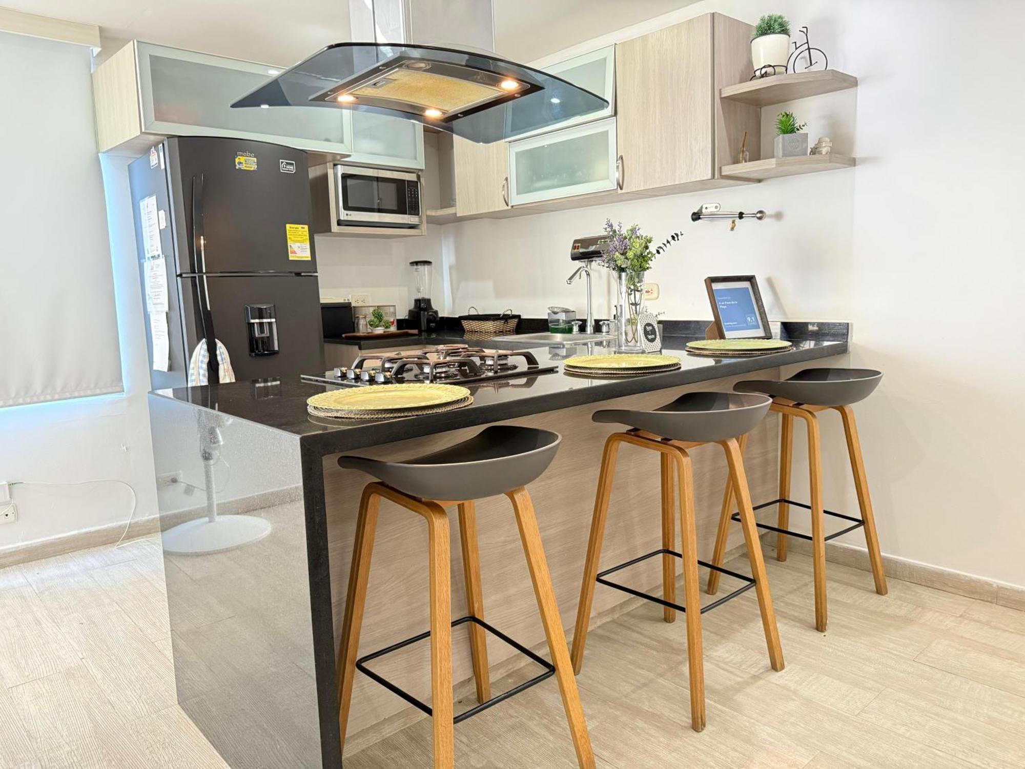 A Un Paso De La Playa